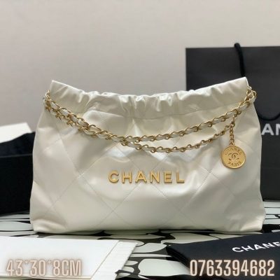 Tui xach nu Chanel Hobo mau trang TNCN20