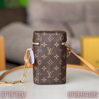 Tui xach nu Louis Vuitton hoa tiet hoa logo mau nau dang dung TNLV04