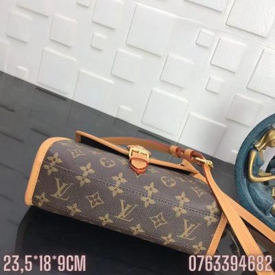 Tui xach nu Louis Vuitton hoa tiet hoa logo mau nau khoa cai phia truoc TNLV06 1