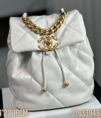 Balo Chanel 24C mau trang BLCN08