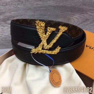 That lung nu Louis Vuitton mat khoa logo phoi la 3cm TLLV10 7