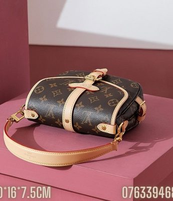 Tui nu Louis Vuitton Saumur BB mau nau TNLV36 4