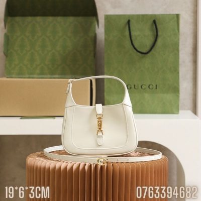 Tui xach nu Gucci Jackie Mini mau trang TNGC32