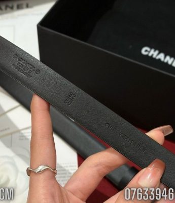 That lung nu Chanel Black Leather mat khoa logo dinh da ban 2cm TLNC06 2