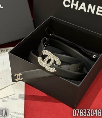 That lung nu Chanel Black Leather mat khoa logo dinh da ban 2cm TLNC06 7