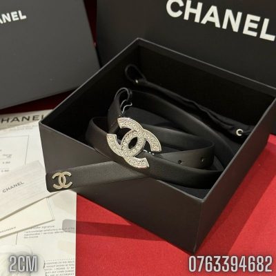 That lung nu Chanel Black Leather mat khoa logo dinh da ban 2cm TLNC06 7