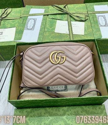 Tui Gucci GG Marmont small mau hong TNGC48