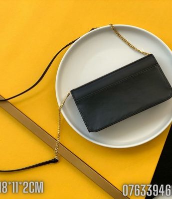 Tui deo cheo dung dien thoai nu YSL Cassandre Phone Holder With Strap In Smooth Leather mau den TNYSL08 4