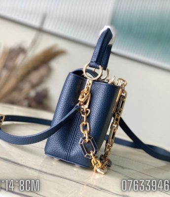 Tui nu Louis Vuitton Capucines Mini mau xanh TNLV57