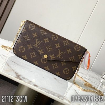 Tui nu Louis Vuitton Pochette Felicie mau nau TNLV55