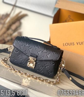 Tui nu Louis Vuitton Pochette Metis hoa chim mau den TNLV65 1