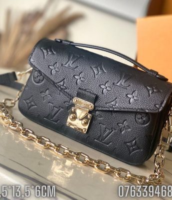 Tui nu Louis Vuitton Pochette Metis hoa chim mau den TNLV65