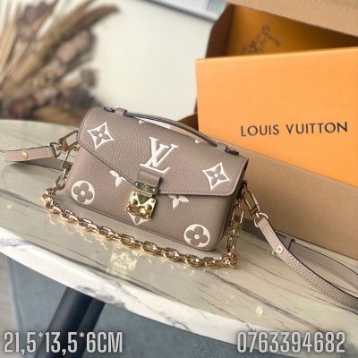 Tui nu Louis Vuitton Pochette Metis hoa chim mau ghi TNLV65 2