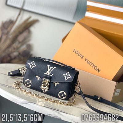 Tui nu Louis Vuitton Pochette Metis hoa mau den TNLV63