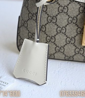 Tui xach Gucci Padlock Small trang be TNGC49 3 1