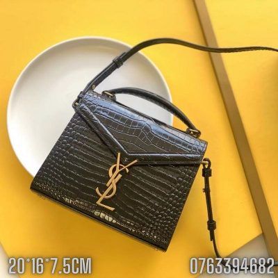 Tui xach nu YSL CASSANDRA mini da ca sau mau den logo mau vang gold TNYSL35 2