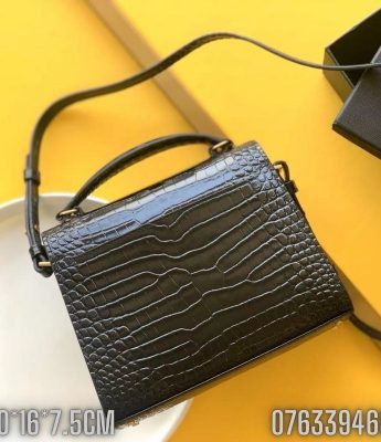 Tui xach nu YSL CASSANDRA mini da ca sau mau den logo mau vang gold TNYSL35 3