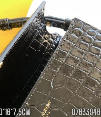 Tui xach nu YSL CASSANDRA mini da ca sau mau den logo mau vang gold TNYSL35 4