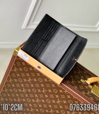 Vi nu Louis Vuitton Emilie Monogram mau den VNLV04 1