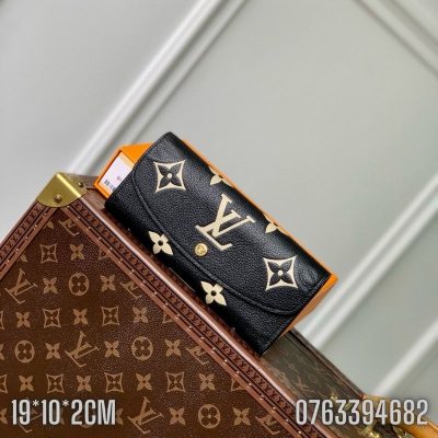 Vi nu Louis Vuitton Emilie Monogram mau den VNLV04 2