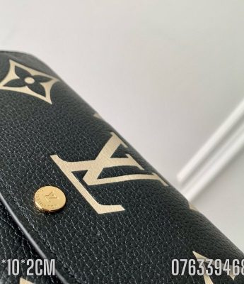 Vi nu Louis Vuitton Emilie Monogram mau den VNLV04