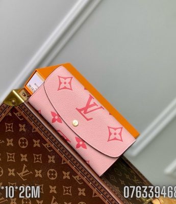 Vi nu Louis Vuitton Emilie Monogram mau hong VNLV01