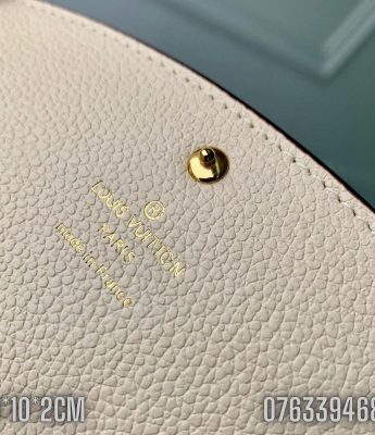 Vi nu Louis Vuitton Emilie Monogram mau vang VNLV03 5