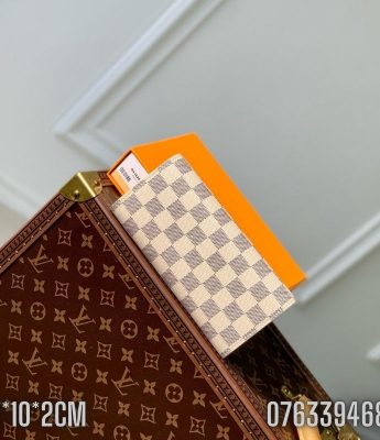 Vi nu Louis Vuitton Sarah Monogram caro trang VNLV05 6