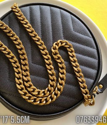 ui deo cheo nu YSL Vinyle Round Camera Bag mau den TNYSL10 8