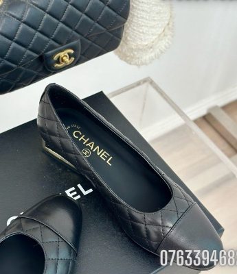 Giay nu Chanel Ballerina mau den GNC30 2