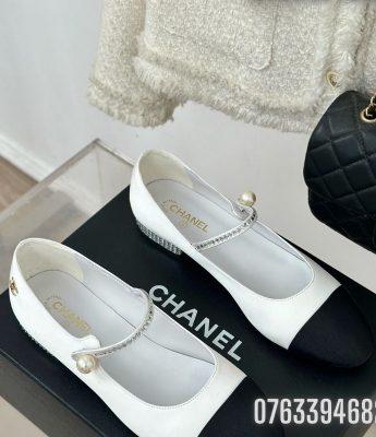 Giay nu Chanel Mary Janes mau trang GNC21 10