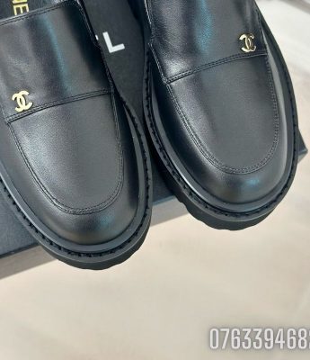 Giay nu Chanel Moccasins mau den GNC16 5