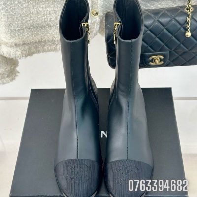 Giay nu Chanel boots co cao da mau den GNC25 2