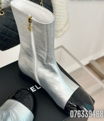 Giay nu Chanel boots co cao da mau trang GNC26 9