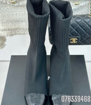 Giay nu Chanel boots co cao len mau den GNC24 1