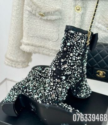 Giay nu Chanel boots co ngan dinh da mau den GNC29 2