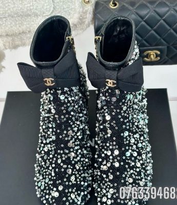 Giay nu Chanel boots co ngan dinh da mau den GNC29 8