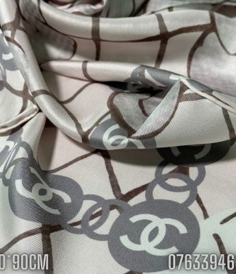 Khan lua Chanel Camellia Scarf mau hong KCCN03 1