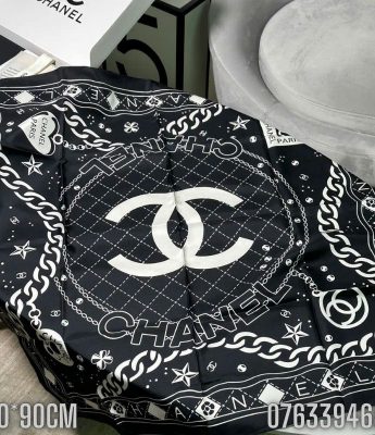 Khan lua Chanel Silk Scarf hoa tiet mau trang KCCN02 6