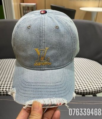 Mu nu Louis Vuitton luoi trai mau xanh bo logo vang MNLV15 2