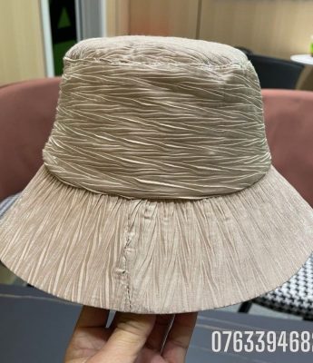 Mu nu Prada Bucket nham mau be MNLV03 4