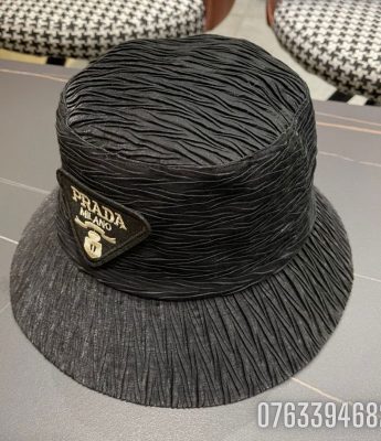 Mu nu Prada Bucket nham mau den MNPR05 4