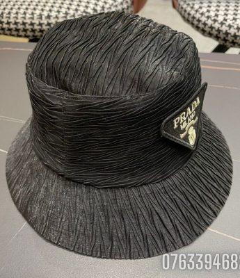 Mu nu Prada Bucket nham mau den MNPR05 7