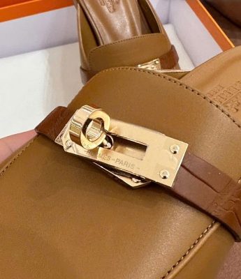 Suc nu Hermes Mules Oz mau vang GNHM03 3