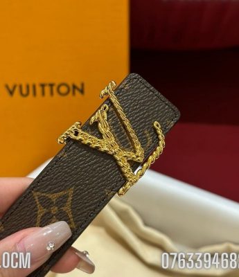 That lung nu Louis Vuitton day hoa nau xanh khoa logo vang san TLLV21 3