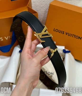 That lung nu Louis Vuitton khoa logo cai mau den TLLV17 3