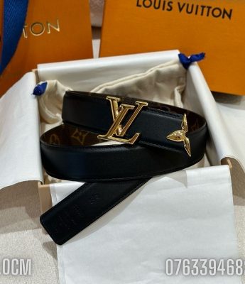 That lung nu Louis Vuitton khoa logo cai mau den TLLV17 9