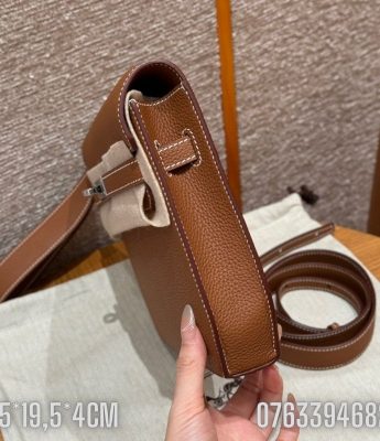 Tui Hermes Kelly Depeches mau nau TNHM58 2