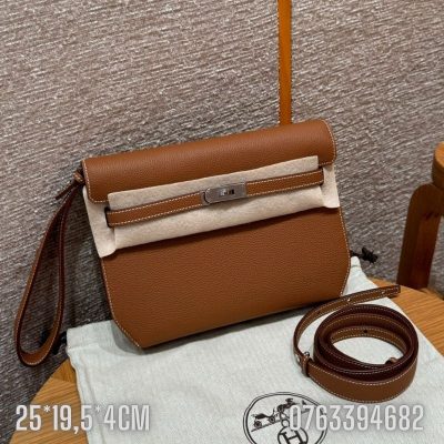 Tui Hermes Kelly Depeches mau nau TNHM58 5