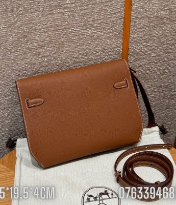 Tui Hermes Kelly Depeches mau nau TNHM58 7